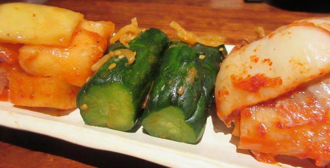 キムチ 盛り合わせ キムチ 盛り合わせ キムチ,盛り合わせ,きゅうりの写真素材