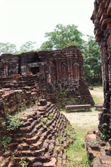 ベトナムの世界遺産ミーソン遺跡 ベトナムの世界遺産ミーソン遺跡 ベトナム,ミーソン遺跡,遺跡の写真素材