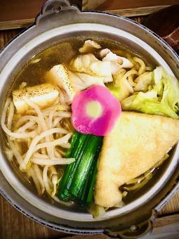 美味しい鍋焼きモツラーメン 美味しい鍋焼きモツラーメン 鍋焼き,ラーメン,なるとの写真素材