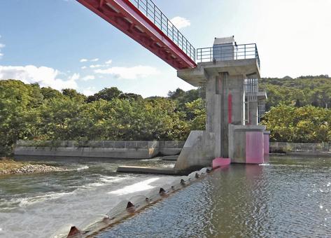 農業水路　河の頭首工　水門 農業,水路,頭首工の写真素材