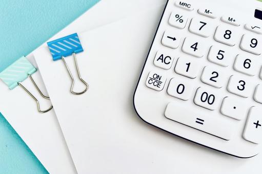 ビジネスイメージと資料と電卓 資料,会議,打合せの写真素材