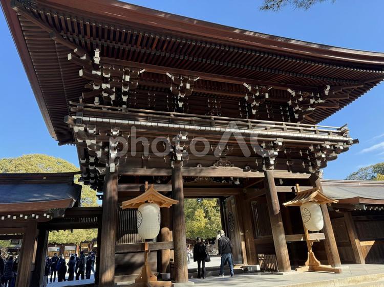 明治神宮　本殿　門 参道,出入口,門の写真素材
