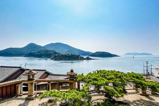 鞆の浦の福禅寺から見る瀬戸内海の景色 鞆の浦の福禅寺から見る瀬戸内海の景色 鞆の浦,瀬戸内海,眺望の写真素材