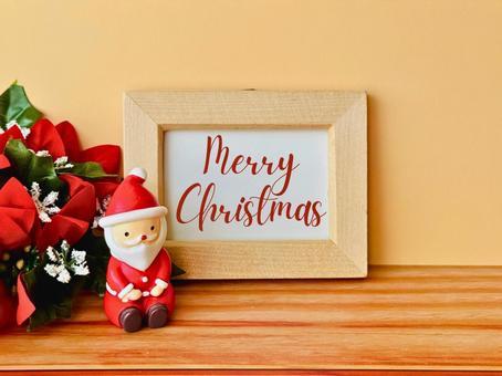 メリークリスマスの文字とサンタ メリークリスマス,サンタ,サンタクロースの写真素材