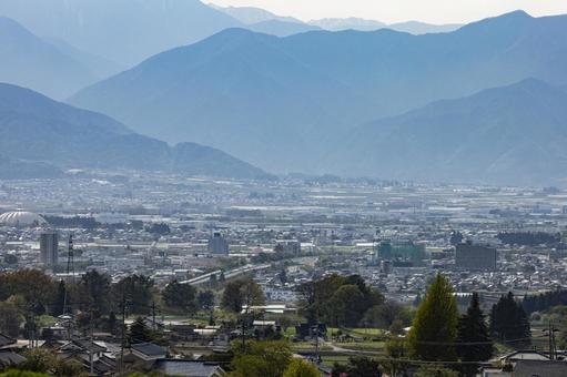 春の長野県松本市と塩尻市の街並み 春の長野県松本市と塩尻市の街並み 塩尻,松本,長野の写真素材