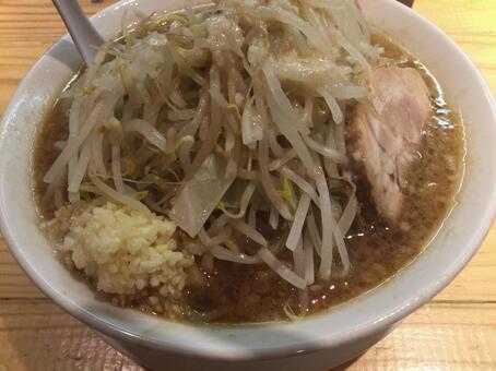 二郎インスパイアラーメン 二郎系ラーメン,二郎インスパイア,ラーメンの写真素材