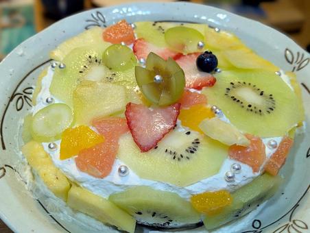 手作りフルーツケーキ 手作りフルーツケーキ 手作りケーキ,お誕生日,果物の写真素材