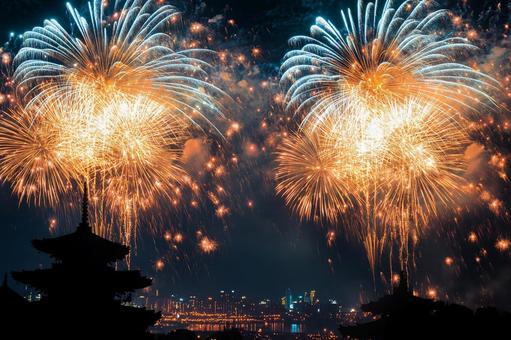 日本の夏と花火大会の写真
