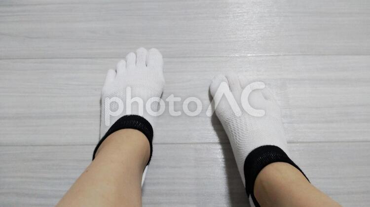 ワークアウト　白の靴下 くつした,靴下,ソックスの写真素材