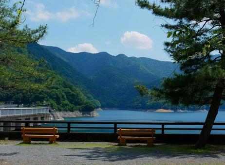 Lakeside scenery, JPG Lakeside scenery, JPG