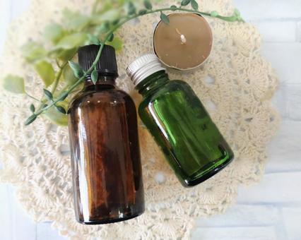 アロマ 寝かせたボトル ラージサイズ アロマ,アロマオイル,ボトルの写真素材