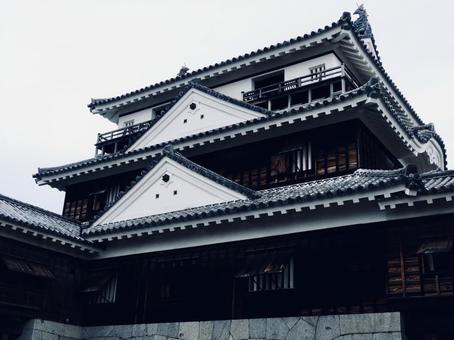 本壇内部から見上げる松山城大天守2 本壇内部から見上げる松山城大天守2の写真