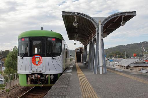 土佐くろしお鉄道、夜須駅、ホーム 土佐くろしお鉄道,夜須駅,ホームの写真素材