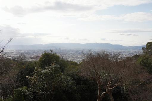 京都盆地の眺め 京都盆地の眺めの写真