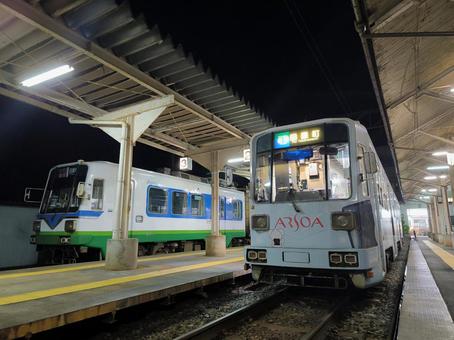 福井鉄道、たけふ新駅、ホーム 福井鉄道,福武線,福鉄の写真素材