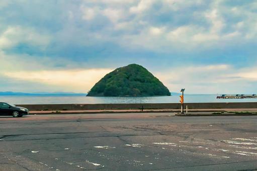 青森浅虫温泉沖に浮かぶ湯ノ島 青森県,陸奥湾,浅虫温泉の写真素材