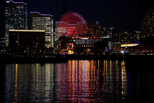 運河パークの夜景(横浜・みなとみらい) 運河パークの夜景(横浜・みなとみらい) 夜空,夜景,イルミネーションの写真素材