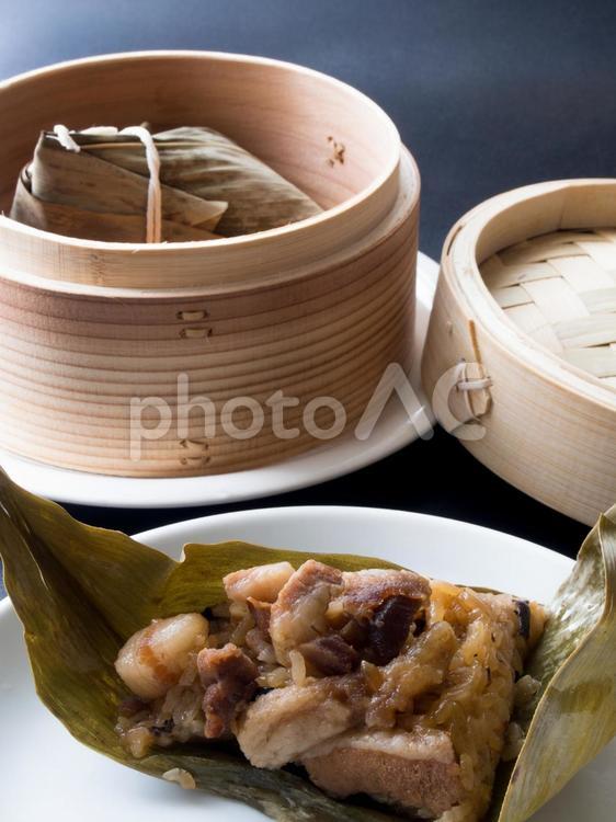 中華ちまきと蒸籠 ちまき,粽,中華の写真素材