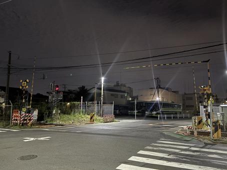 夜 踏切 夜 踏切 踏切,夜,散歩の写真素材