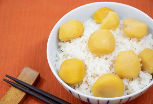 栗ご飯 栗ご飯 栗ご飯,炊き込みご飯,栗の写真素材