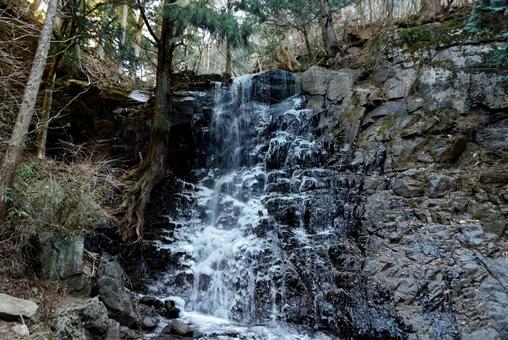 母の白滝２ 滝,冬,氷の写真素材
