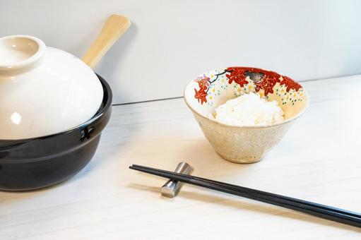 炊き立てのご飯と土鍋 炊き立てご飯,ご飯,茶碗の写真素材