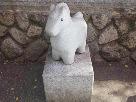 保久良神社の十二支の石像　ウマ 午,馬,ウマの写真素材