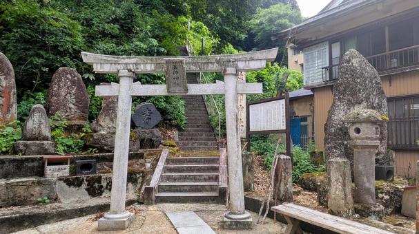 山形県肘折温泉・薬師神社 山形県肘折温泉・薬師神社の写真