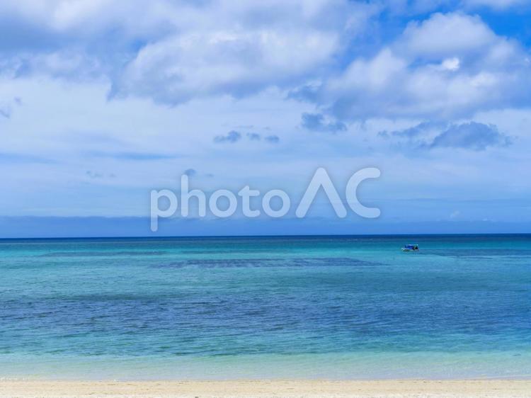 海と空の風景 海,ビーチ,砂浜の写真素材