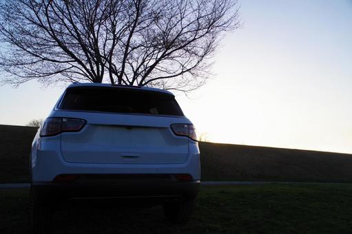 車 suv,空,車の写真素材