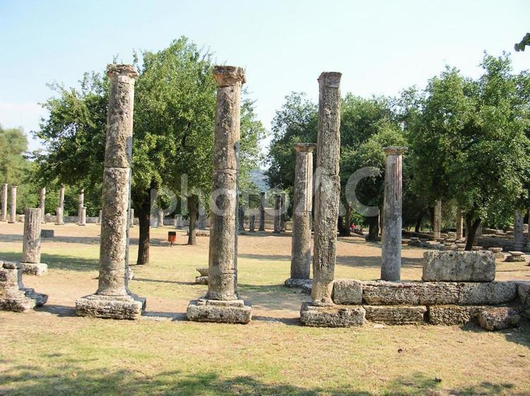 ギリシャ　神殿　田舎 ギリシャ,古代,ペロポネソス半島の写真素材