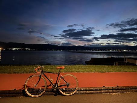 サイクリング サイクリング サイクリング,自転車,散歩の写真素材