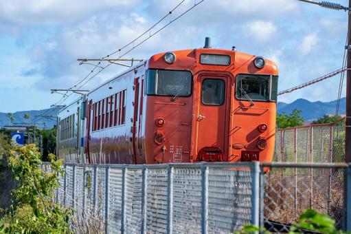 夏のキハ 夏のキハ キハ,鉄道,列車の写真素材
