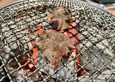 焼肉 焼肉 炭,炭火,火の写真素材