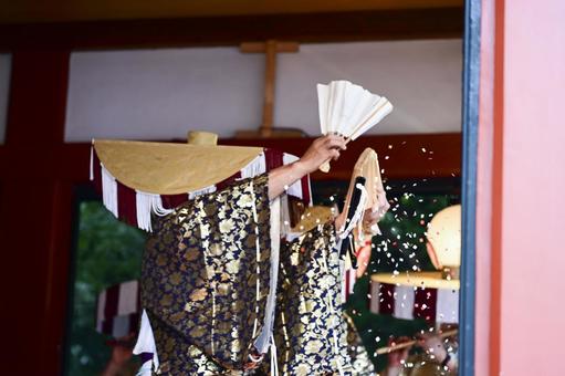 びんざさら舞　紙吹雪 三社祭,浅草,浅草神社の写真素材