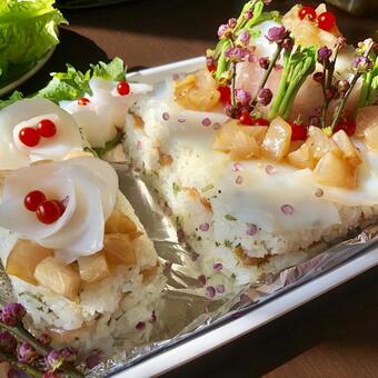 寿司ケーキの写真