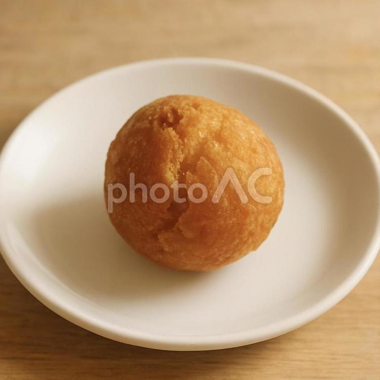 沖縄の伝統菓子・サーターアンダギー サーターアンダギー,サータアンダギー,沖縄の写真素材