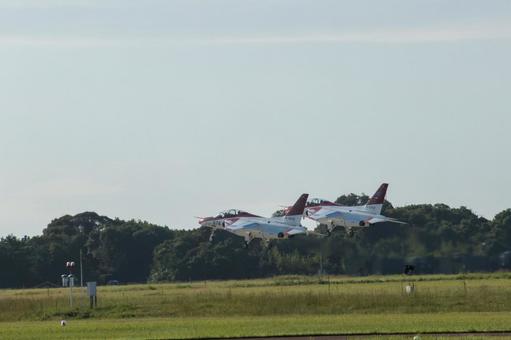 航空機が飛ぶ芦屋航空祭の景観 飛行機,航空機,旅客機の写真素材