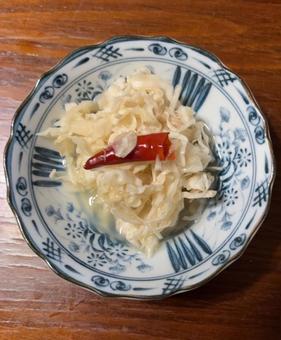 R7.09.05 鷹の爪入り発酵キャベツ R7.09.05 鷹の爪入り発酵キャベツ 鷹の爪入り発酵キャベツ,醗酵キャベツ,発酵キャベツの写真素材