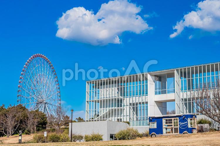 東京　葛西臨海公園の風景 港,都会,大都会の写真素材