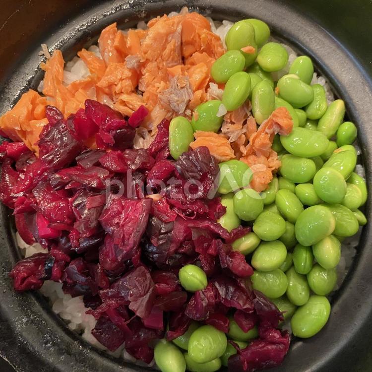 しば漬けと野菜の炊き込みご飯 ビタミン,野菜,食材の写真素材