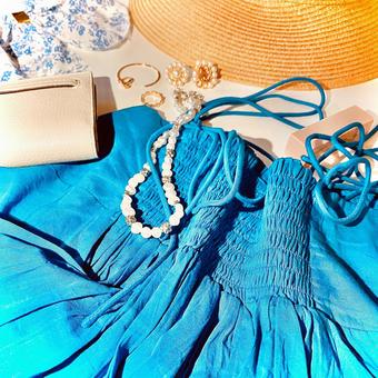 夏服 夏服 サマードレス,麦わら帽子,アクセサリーの写真素材
