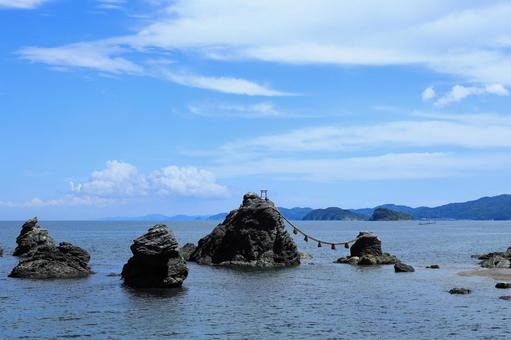 夫婦岩 夫婦岩 風景,海,岩の写真素材