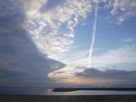 防波堤からの海と空3 防波堤からの海と空3の写真