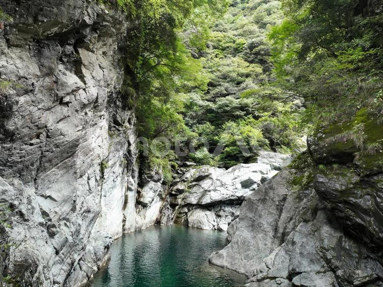 愛媛県西条市　止呂峡の風景 止呂峡,止呂淵,渓谷の写真素材