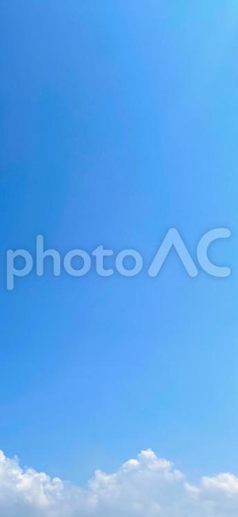 スマホ用縦長　空と雲 空,雲,自然の写真素材