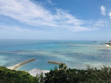 沖縄の海の写真