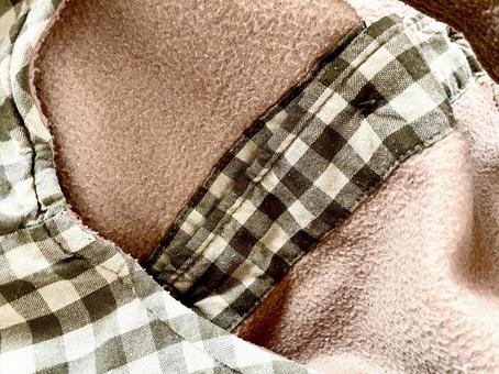 チェック柄の布と裏地素材 チェック柄の布と裏地素材の写真