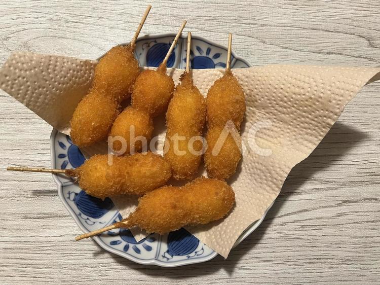 美味しそうなうずらの串揚げ、串カツ 串かつ,うずら,うずらの卵の写真素材