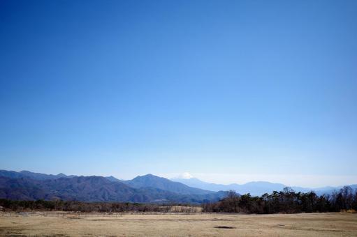Mt. Fuji, mountains and blue sky / Mt. Fuji seen from Kiyosato, JPG Mt. Fuji, mountains and blue sky / Mt. Fuji seen from Kiyosato, JPG